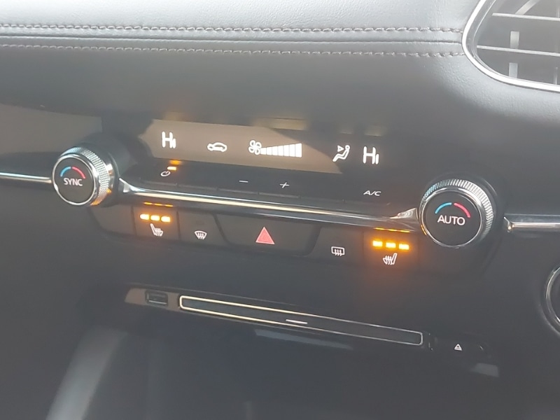 Used Mazda Mazda3 2020 for sale - 76880340: Photo 17