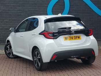 Used Toyota Yaris 2024 for sale - 74407774: Photo