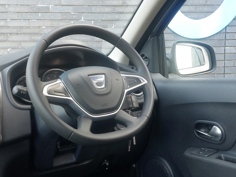 Used Dacia Sandero Stepway 2017 for sale - 77933406: Photo 10