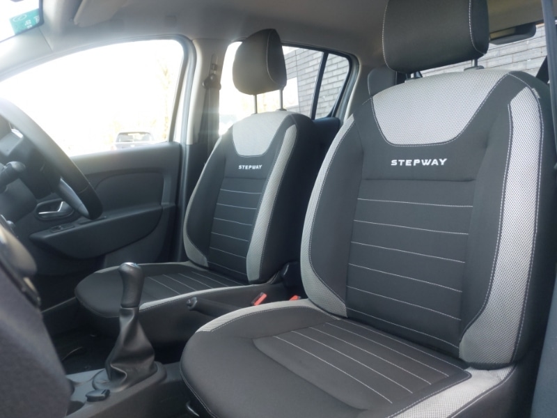 Used Dacia Sandero Stepway 2017 for sale - 77933406: Photo 12