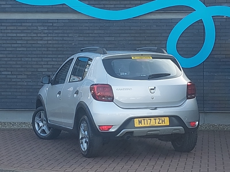 Used Dacia Sandero Stepway 2017 for sale - 77933406: Photo 3