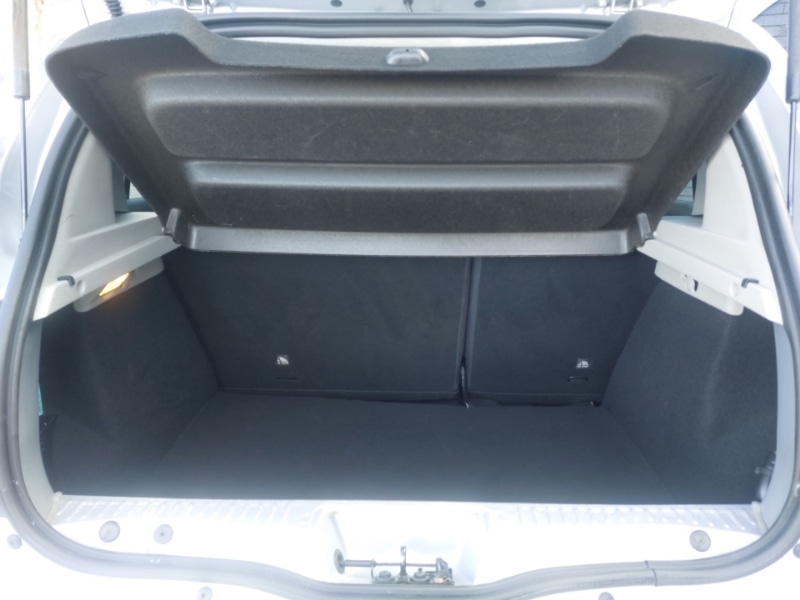 Used Dacia Sandero Stepway 2017 for sale - 77933406: Photo 8