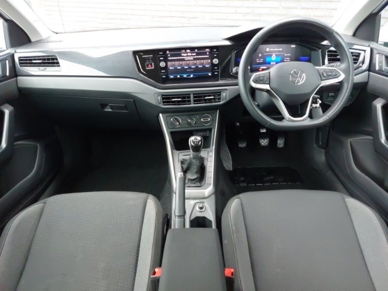 Used Volkswagen Polo 2024 for sale - 76465422: Photo 2