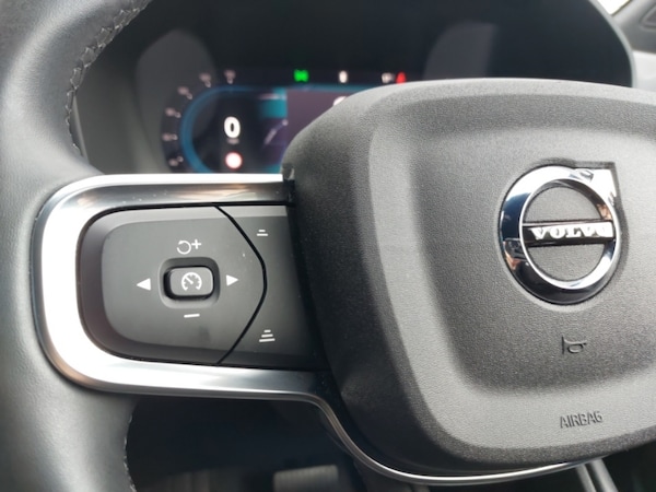 Used Volvo XC40 2024 for sale - 75706633: Photo 15