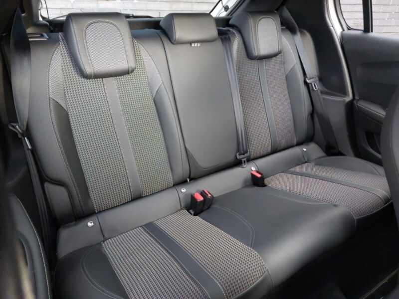 Used Peugeot 208 2021 for sale - 77939111: Photo 13