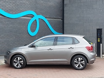 Used Volkswagen Polo 2019 for sale - 78872999: Photo