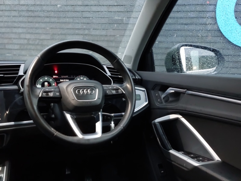 Used Audi Q3 2019 for sale - 77047324: Photo 10