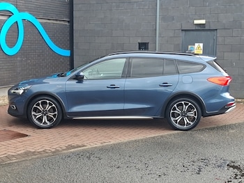 Used Ford Focus 2021 for sale - 79420176: Photo
