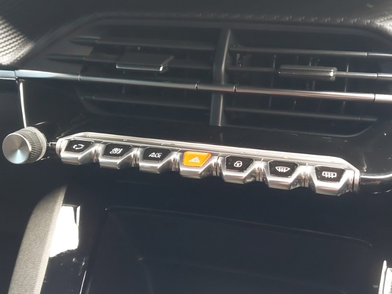 Used Peugeot 2008 2023 for sale - 78093538: Photo 13