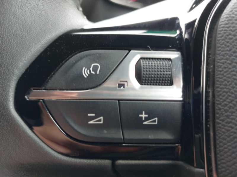 Used Peugeot 2008 2023 for sale - 78093538: Photo 15