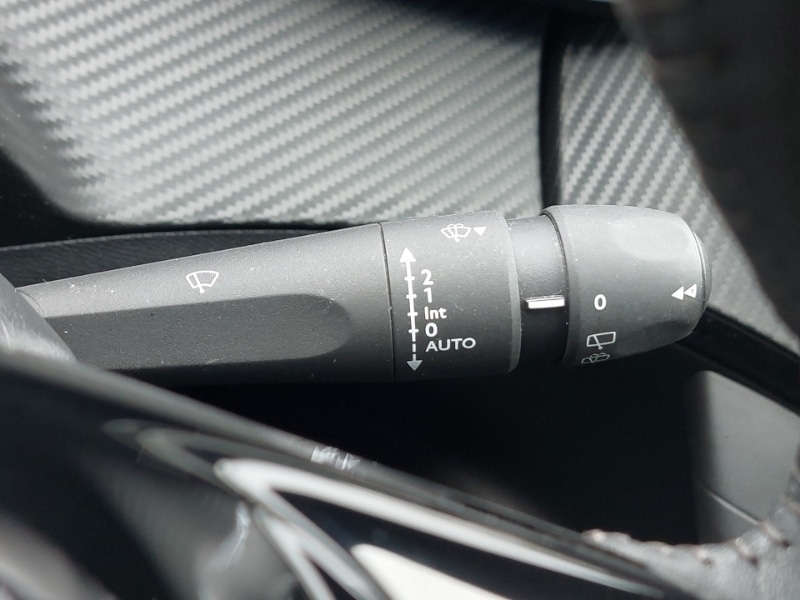 Used Peugeot 2008 2023 for sale - 78093538: Photo 18