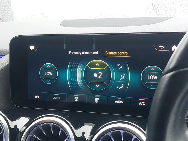 Used Mercedes-Benz EQA 2021 for sale - 76721760: Photo 17