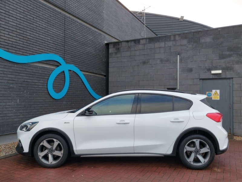 Used Ford Focus 2021 for sale - 76860364: Photo 4