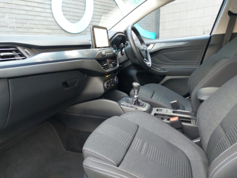 Used Ford Focus 2021 for sale - 76860364: Photo 5