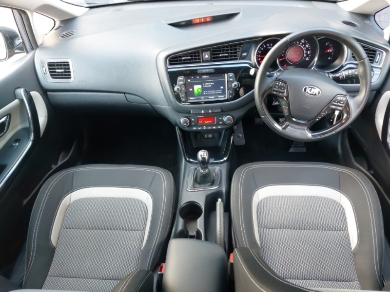 Used Kia Ceed 2016 for sale - 76238247: Photo 2