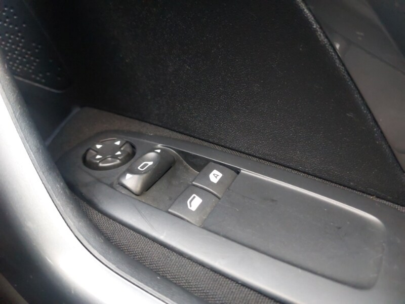 Used Peugeot 2008 2018 for sale - 76507051: Photo 19