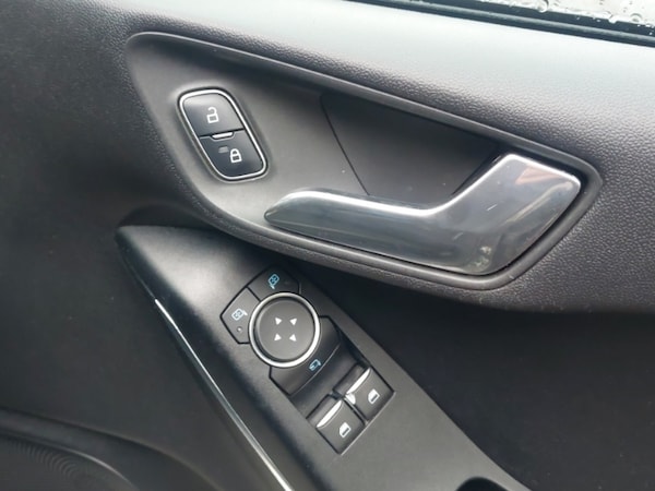 Used Ford Fiesta 2018 for sale - 76254614: Photo 13
