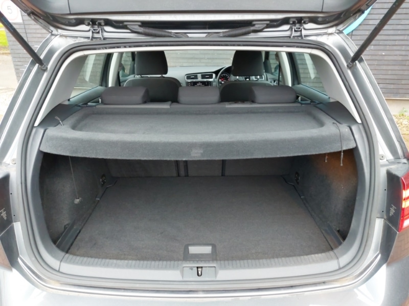 Used Volkswagen Golf 2017 for sale - 76213254: Photo 8