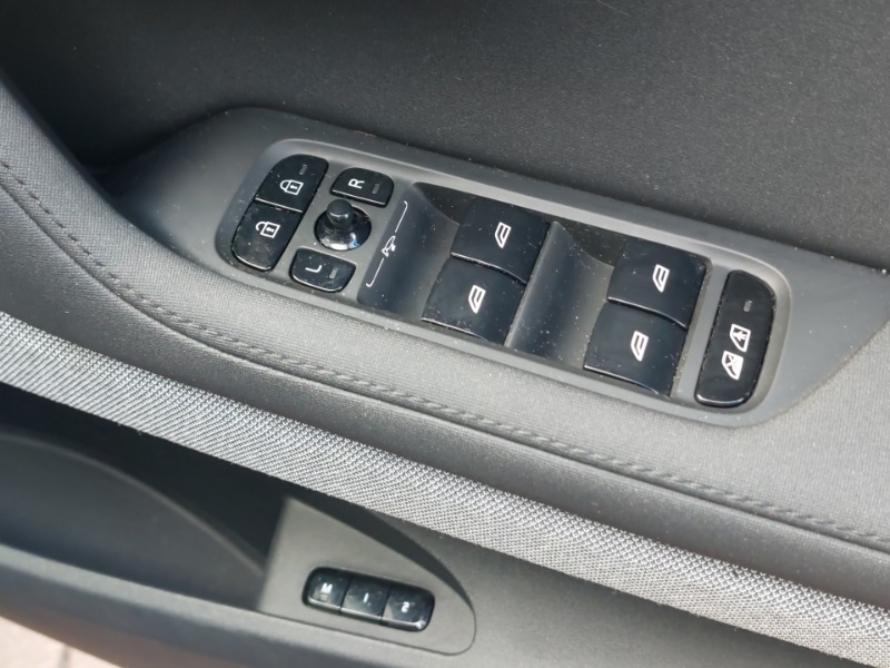 Used Polestar Polestar 2 2023 for sale - 77922517: Photo 13