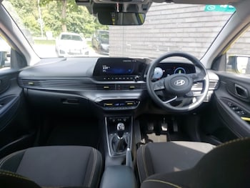 Used Hyundai i20 2024 for sale - 79180362: Photo