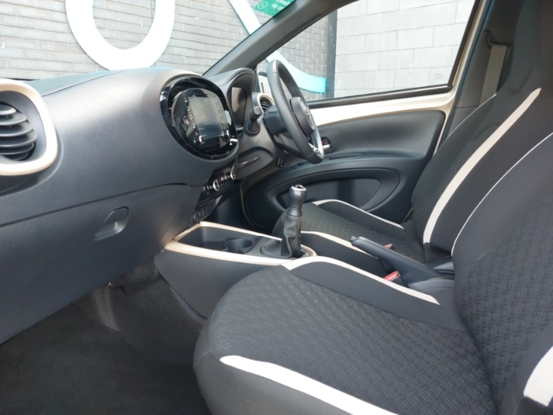 Used Toyota Aygo X 2022 for sale - 76515270: Photo 5