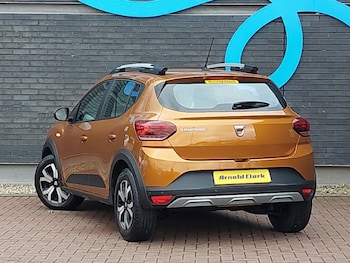 Used Dacia Sandero Stepway 2021 for sale - 79407008: Photo