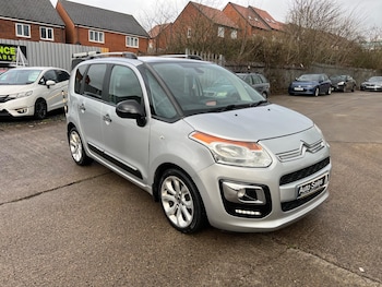 Used Citroen C3 Picasso 2017 for sale - 78981305: Photo
