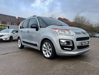 Used Citroen C3 Picasso 2017 for sale - 78981305: Photo