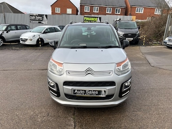 Used Citroen C3 Picasso 2017 for sale - 78981305: Photo