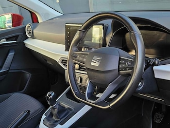 Used SEAT Arona 2023 for sale - 76660097: Photo