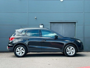Used SEAT Arona undefined for sale - 77758921: Photo