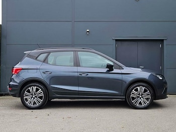 Used SEAT Arona 2024 for sale - 77785467: Photo