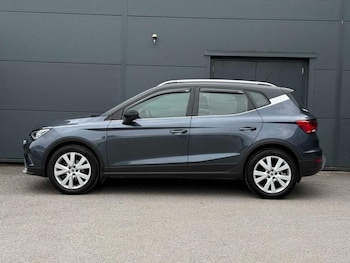 Used SEAT Arona 2023 for sale - 78556063: Photo