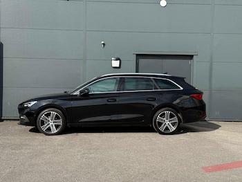 Used SEAT Leon 2023 for sale - 79021512: Photo