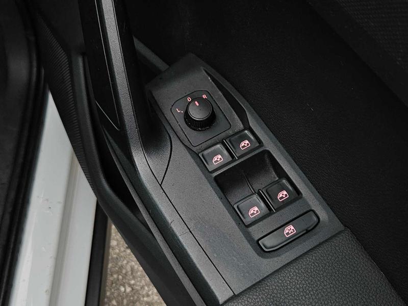 Used SEAT Arona 2018 for sale - 77059279: Photo 29