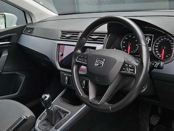 Used SEAT Arona 2018 for sale - 77059279: Photo