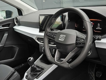 Used SEAT Arona 2025 for sale - 77152064: Photo