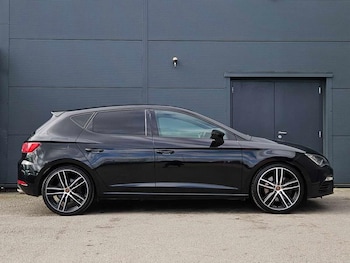 Used SEAT Leon 2019 for sale - 77619994: Photo