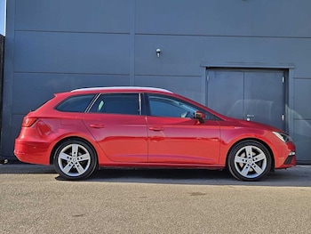 Used SEAT Leon 2018 for sale - 76241165: Photo