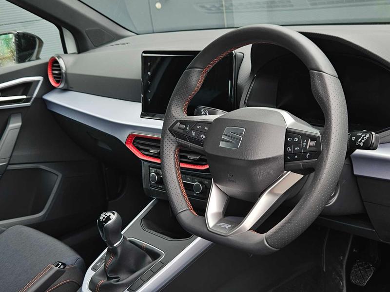 Used SEAT Arona 2025 for sale - 77157341: Photo 2