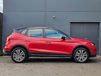 Used SEAT Arona 2023 for sale - 77910404: Photo