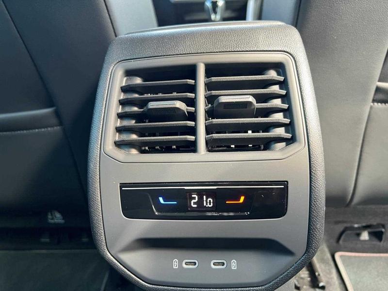 Used SEAT Leon 2024 for sale - 76508301: Photo 11