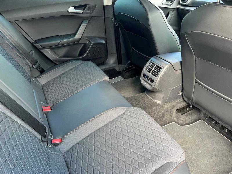Used SEAT Leon 2024 for sale - 76508301: Photo 9