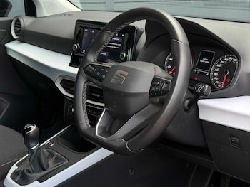 Used SEAT Arona 2023 for sale - 78067489: Photo