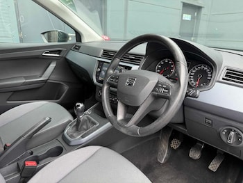Used SEAT Arona 2017 for sale - 79408179: Photo