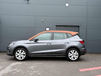 Used SEAT Arona 2017 for sale - 79408179: Photo