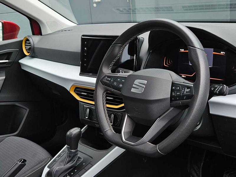 Used SEAT Arona 2024 for sale - 77381624: Photo 2