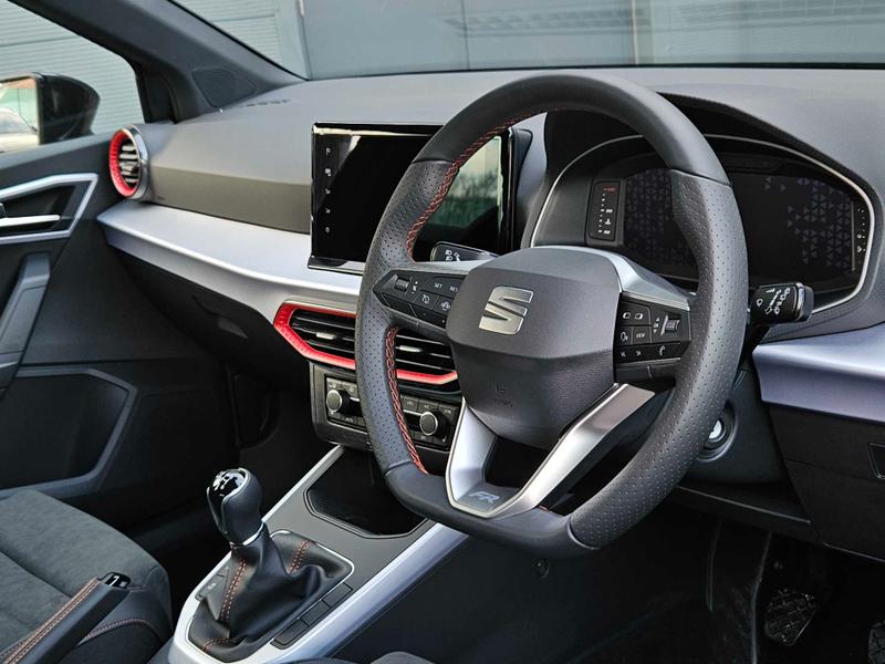 Used SEAT Arona 2025 for sale - 77152072: Photo 2