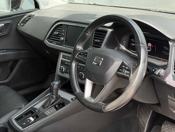 Used SEAT Leon 2019 for sale - 78948097: Photo