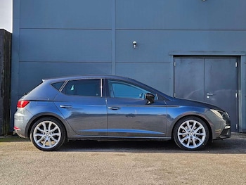 Used SEAT Leon 2019 for sale - 77407039: Photo